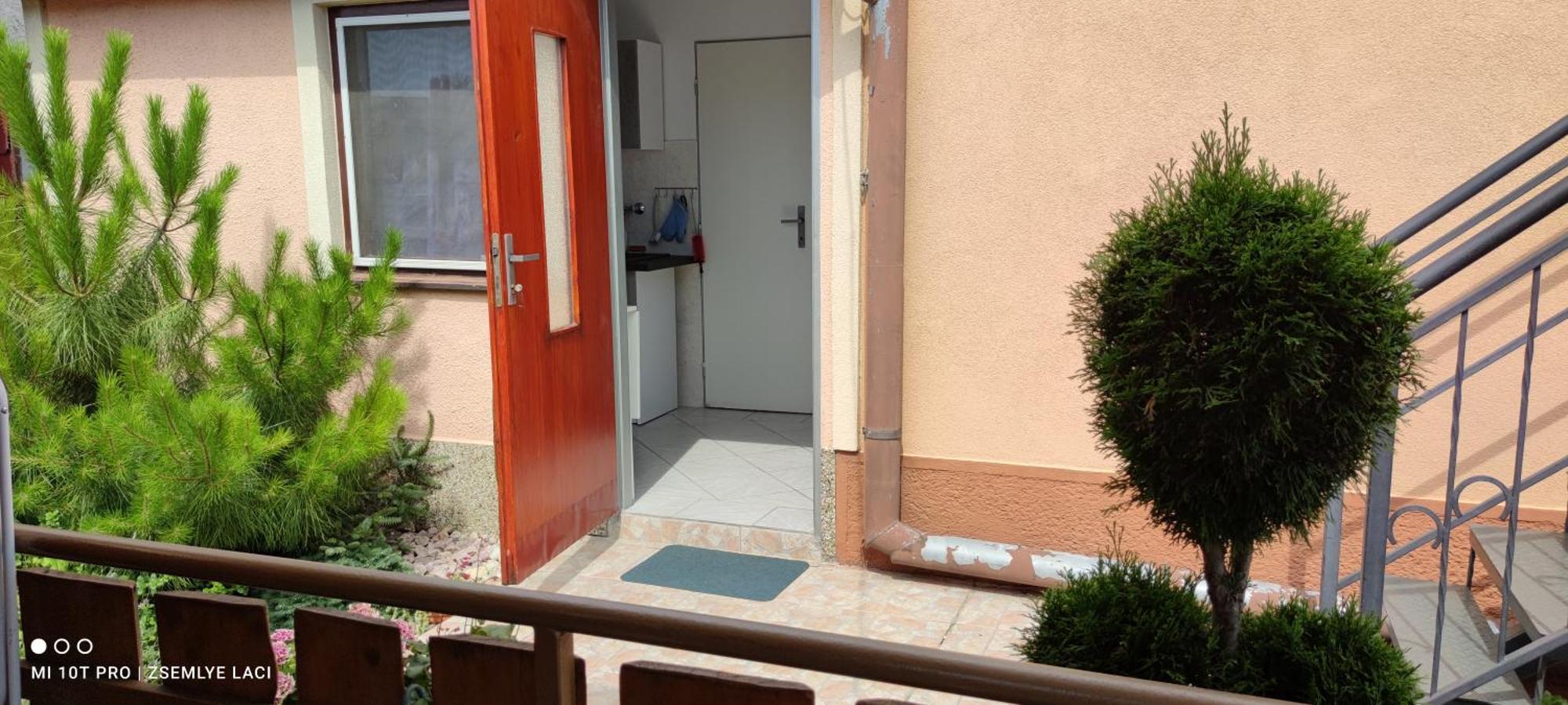 Апартаменты Hodosi Apartman Вельки-Медер Номер фото